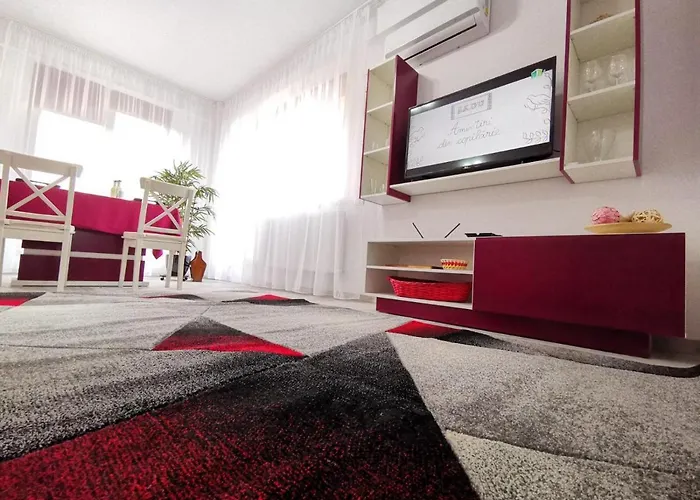 Violet Apartment-Brilliant Apartments